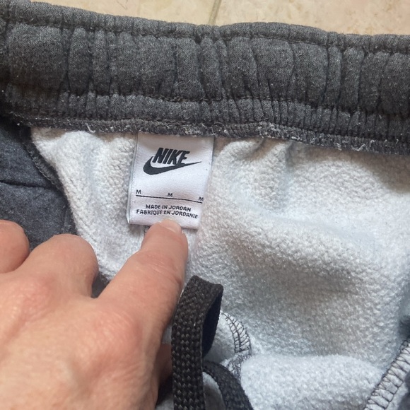 Nike joggers - Picture 4 of 8